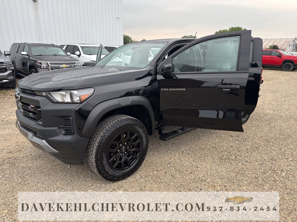 Used 2024 Chevrolet Colorado Trail Boss w/ Technology Package image 27