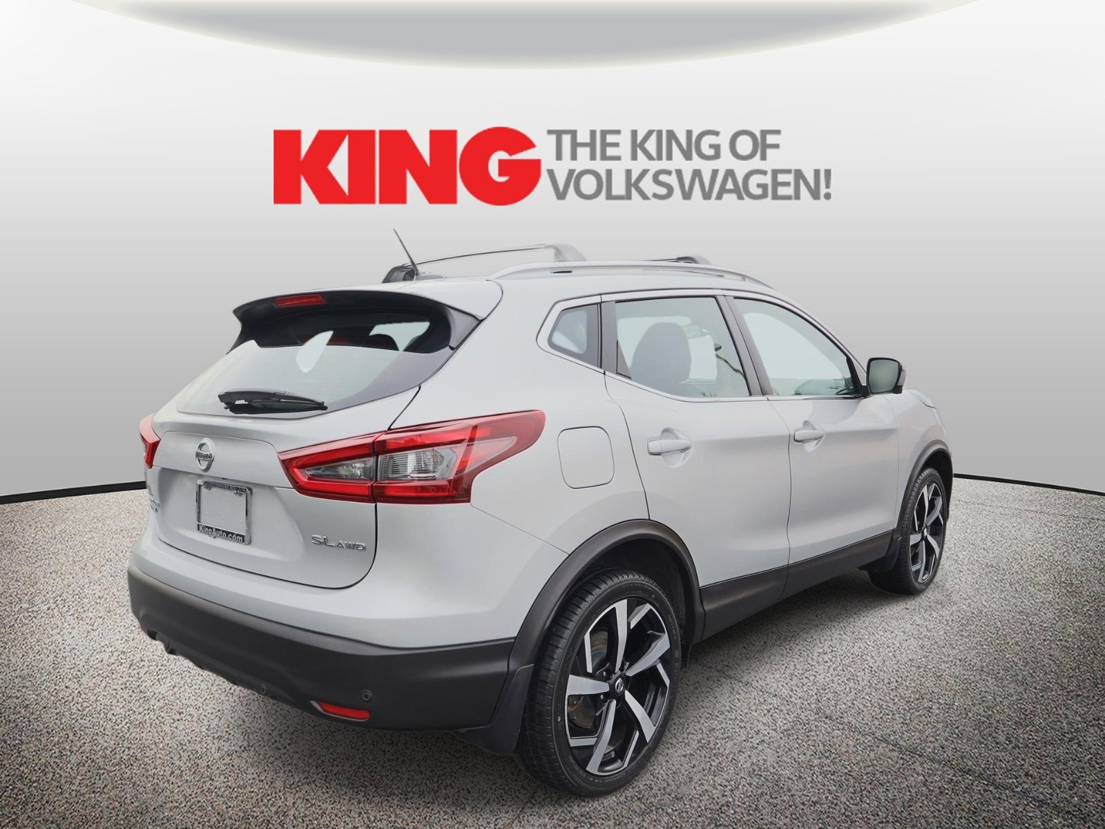 Used 2021 Nissan Rogue Sport SL AWD/4WD image 3