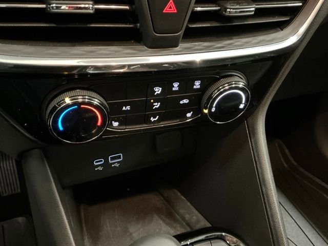 Used 2025 Buick Encore GX Sport Touring w/ Experience Buick Package image 24