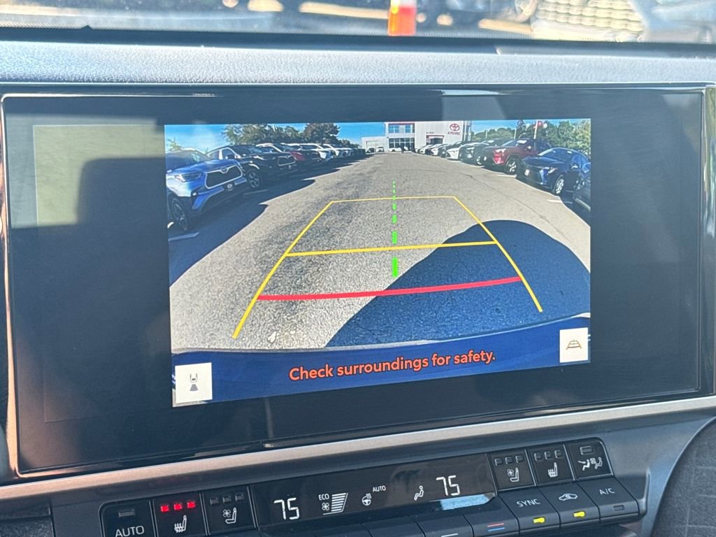 Used 2025 Toyota Camry XLE image 22