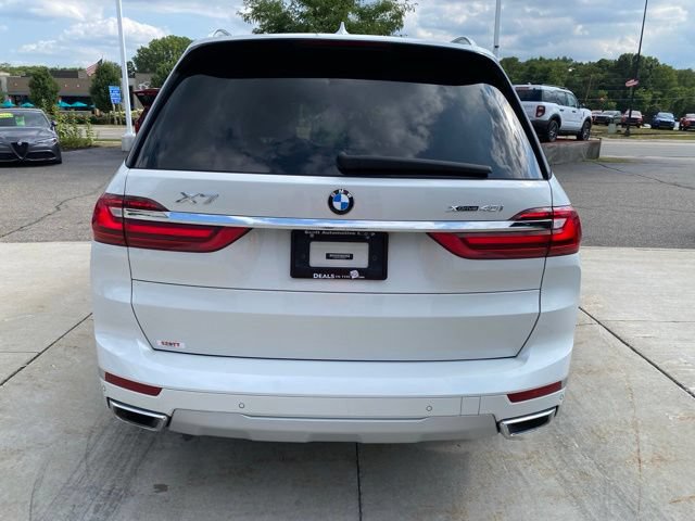 Used 2021 BMW X7 xDrive40i w/ Premium Package AWD/4WD image 4