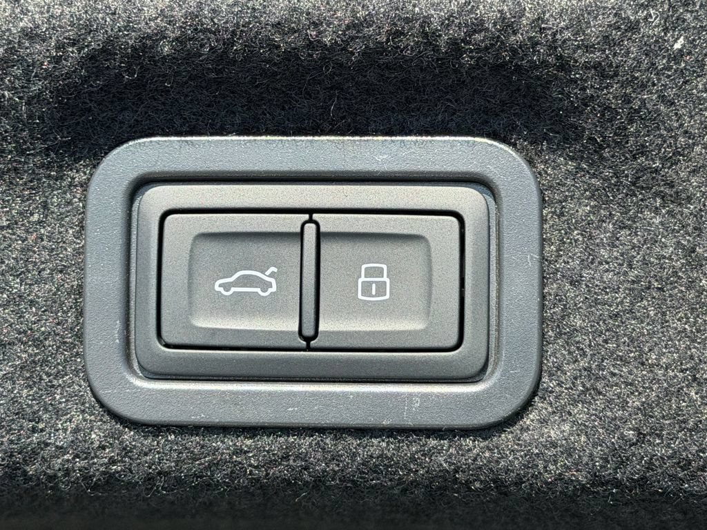 New 2026 Audi A6 Premium Plus AWD/4WD image 15