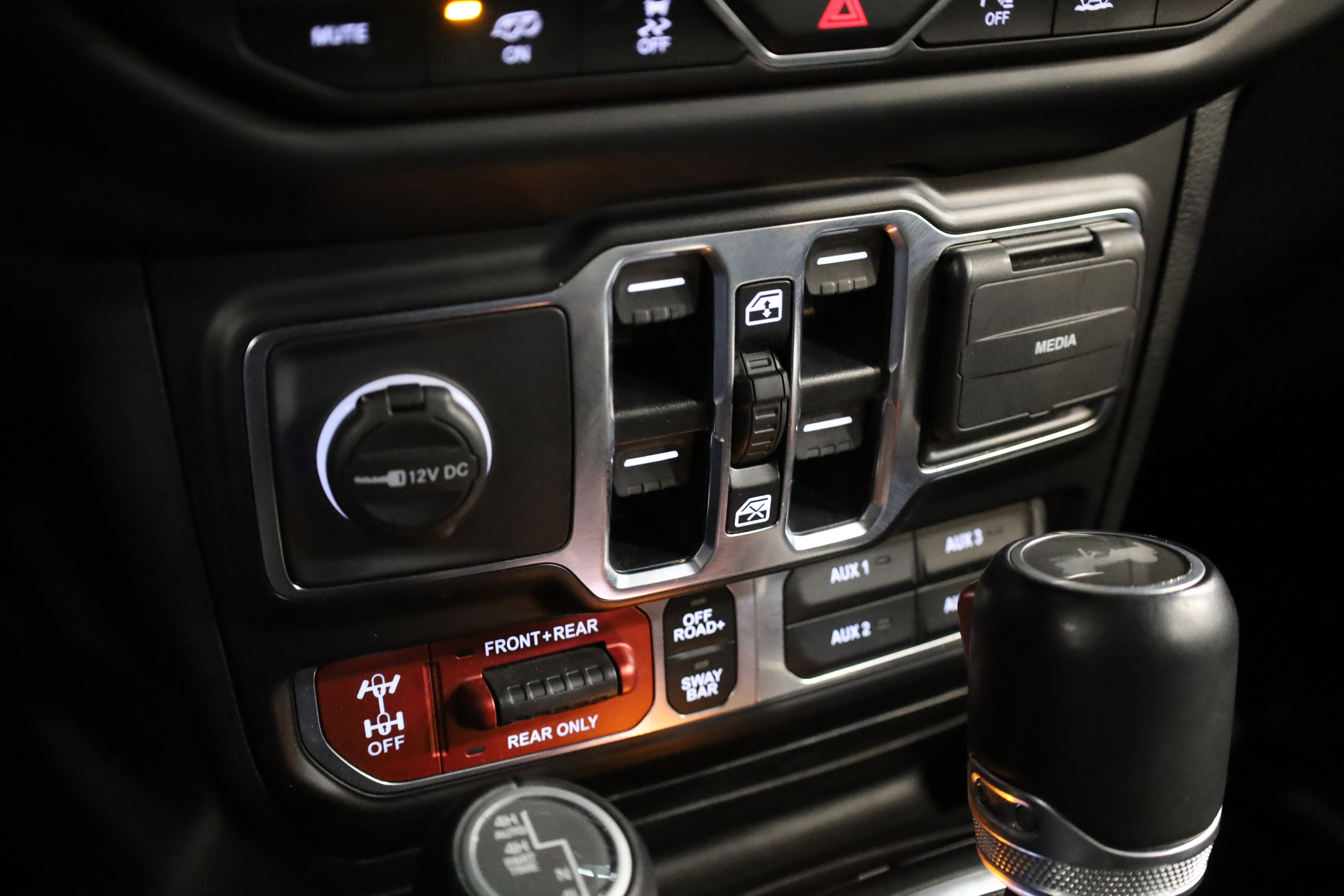 Used 2021 Jeep Wrangler Unlimited Rubicon w/ Trailer Tow Package image 31