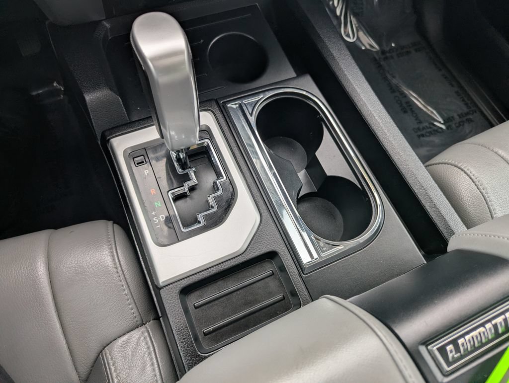Used 2018 Toyota Tundra Limited w/ Limited Premium Package AWD/4WD image 19