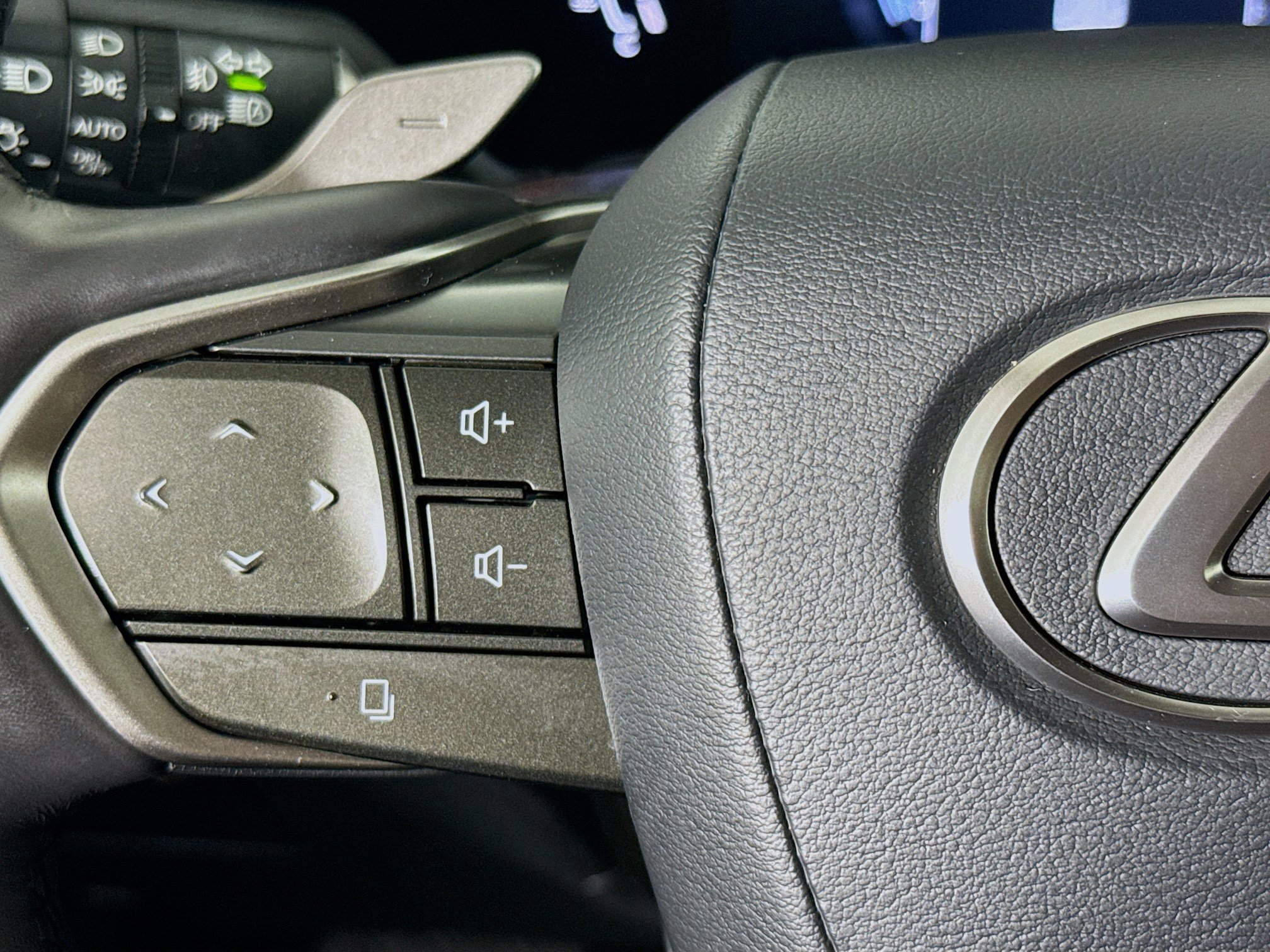 Used 2024 Lexus NX 350 AWD w/ Vision Package image 13