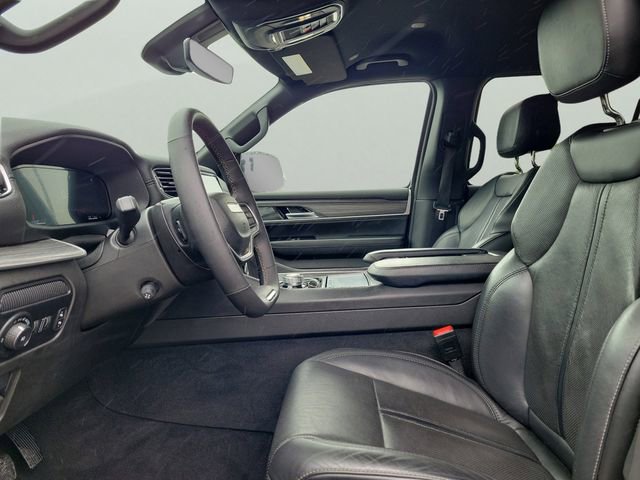 Used 2024 Jeep Wagoneer L Series II w/ Flexible Seating Group image 22