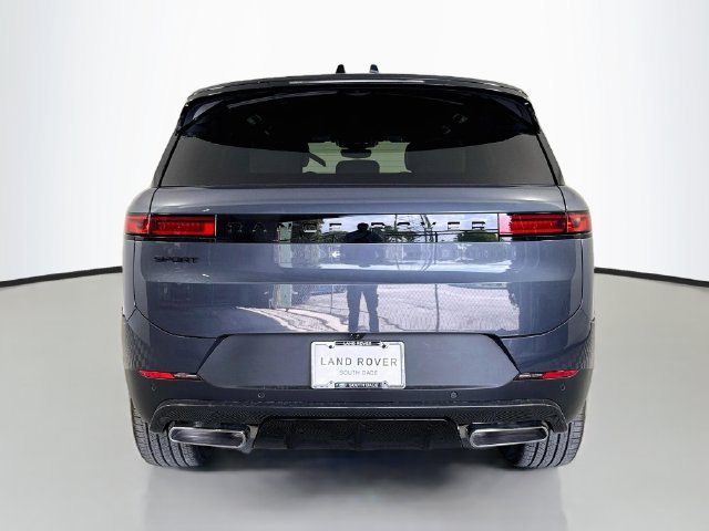 New 2027 Land Rover Range Rover Sport SE AWD/4WD image 6