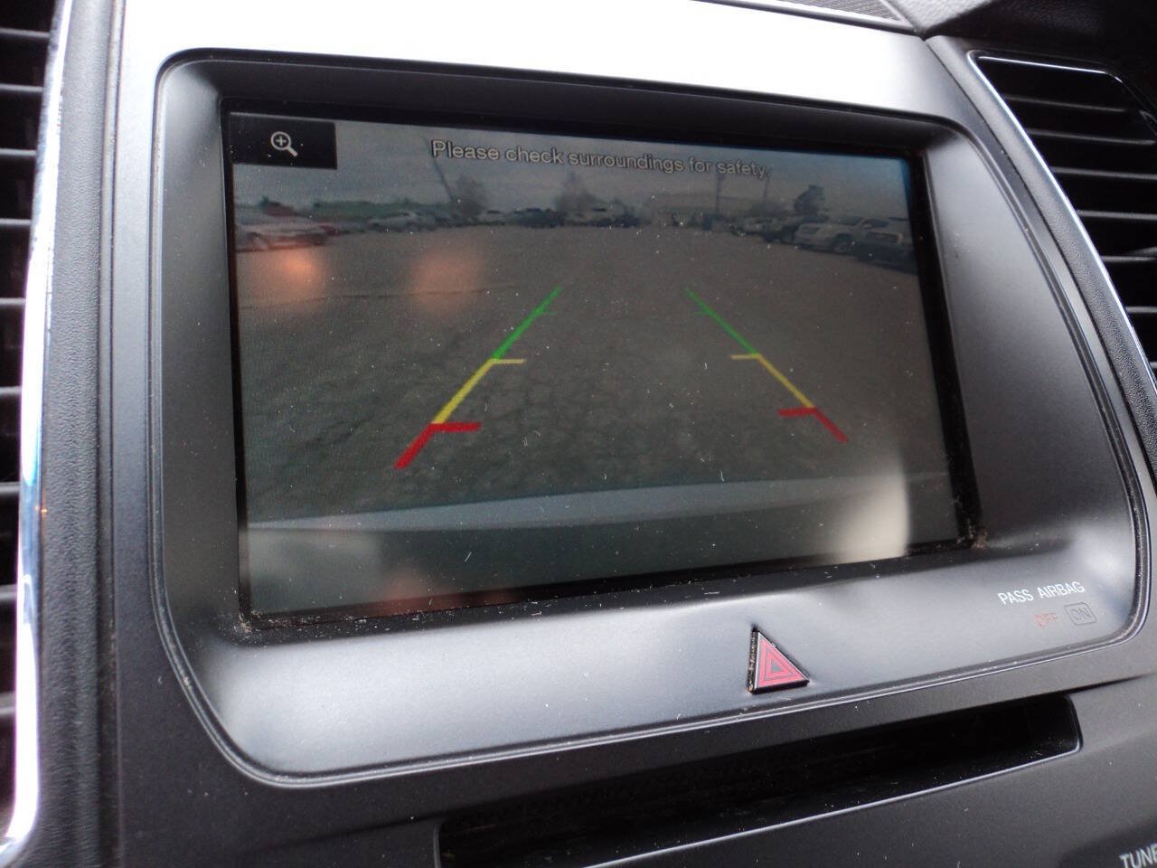 Used 2015 Ford Taurus Limited FWD image 8