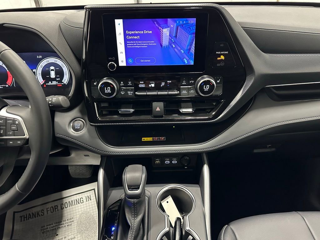 Used 2025 Toyota Highlander XSE image 25