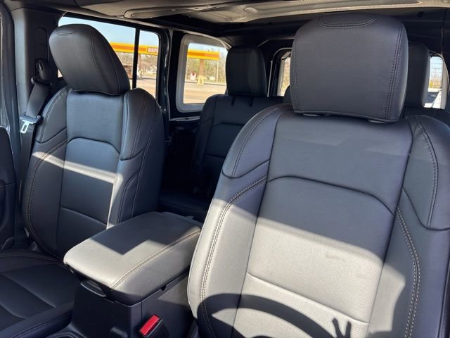 New 2026 Jeep Wrangler Sahara w/ Whitecap Package image 22