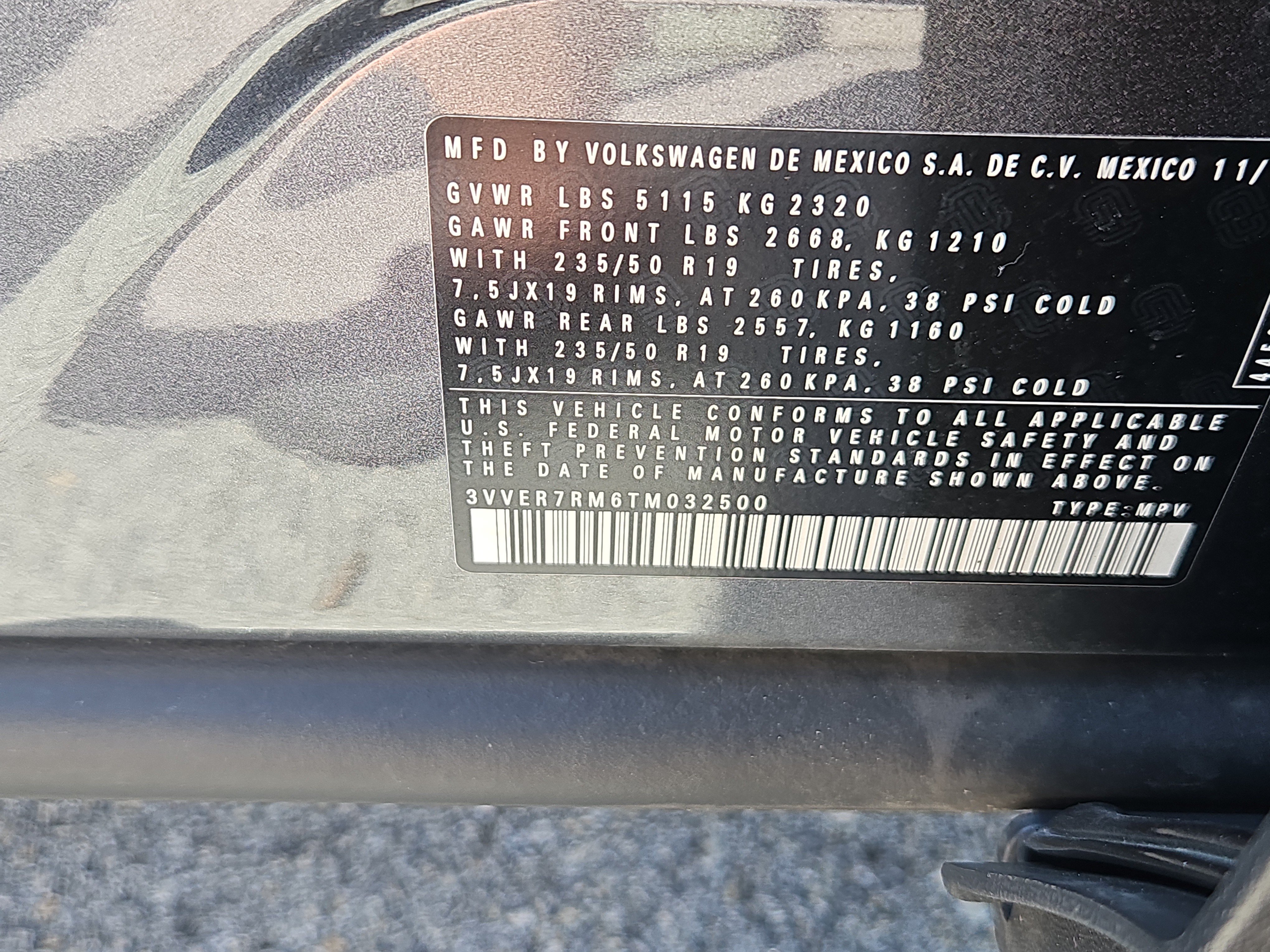 Used 2026 Volkswagen Tiguan SE AWD/4WD image 7