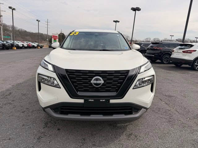 Certified 2023 Nissan Rogue SV image 3