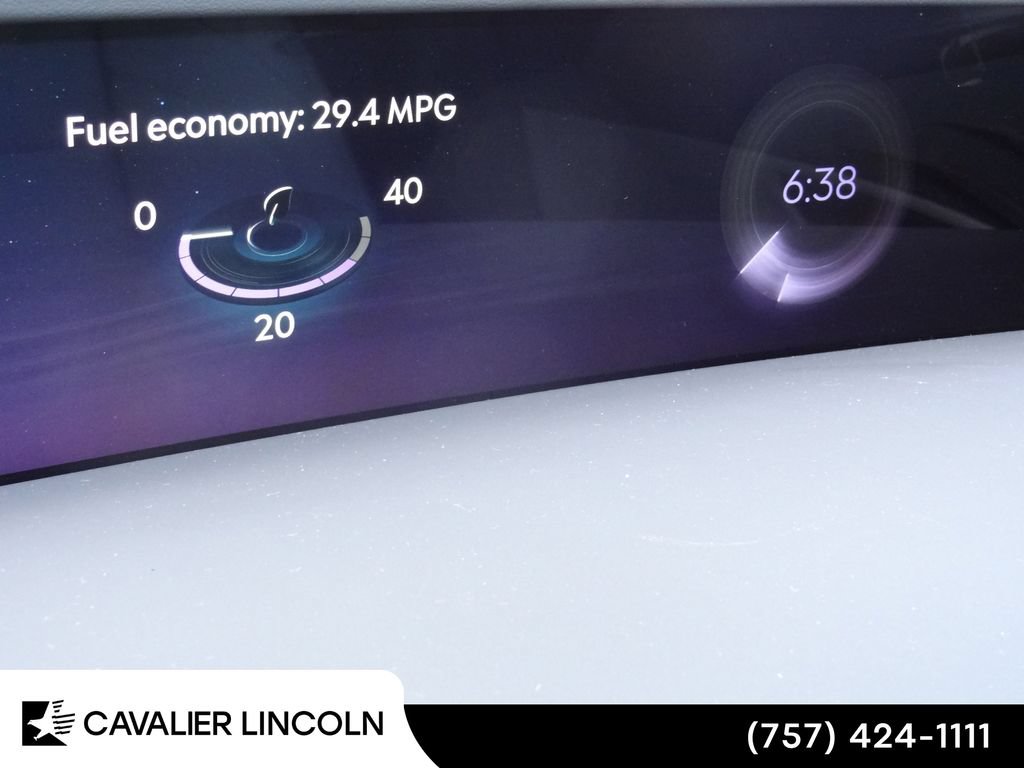 Used 2026 Lincoln Nautilus Premier AWD/4WD image 21