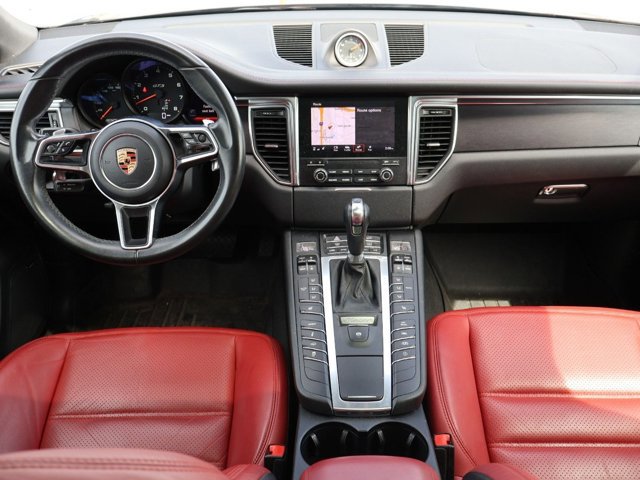 Used 2017 Porsche Macan GTS AWD/4WD image 14