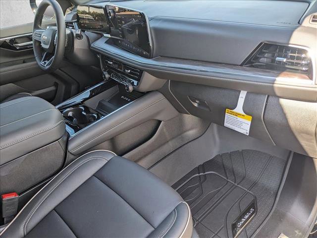 New 2026 Chevrolet Suburban Premier w/ Sun And Tow Package image 19