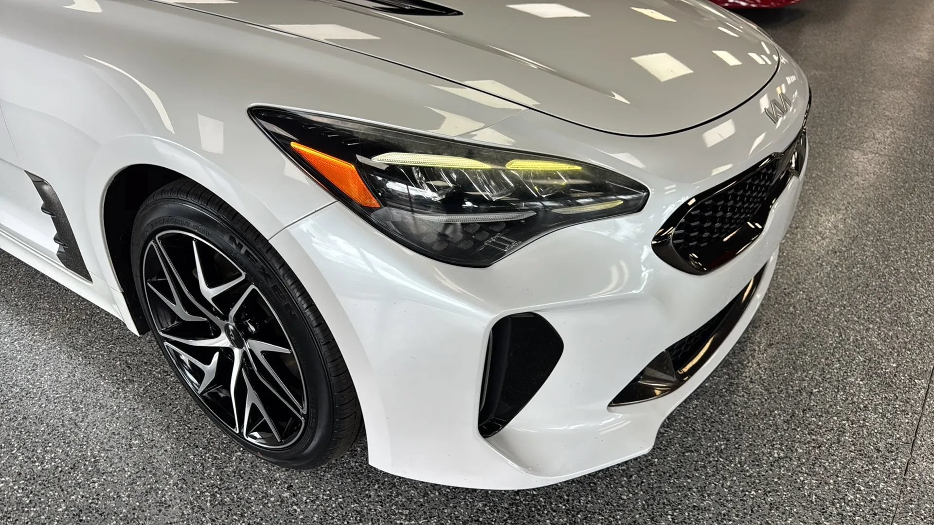 Used 2022 Kia Stinger GT-Line w/ Sun & Sound Package RWD image 32