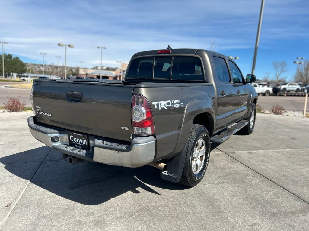 Used 2015 Toyota Tacoma 4x4 Double Cab w/ TRD Off-Road Package image 8
