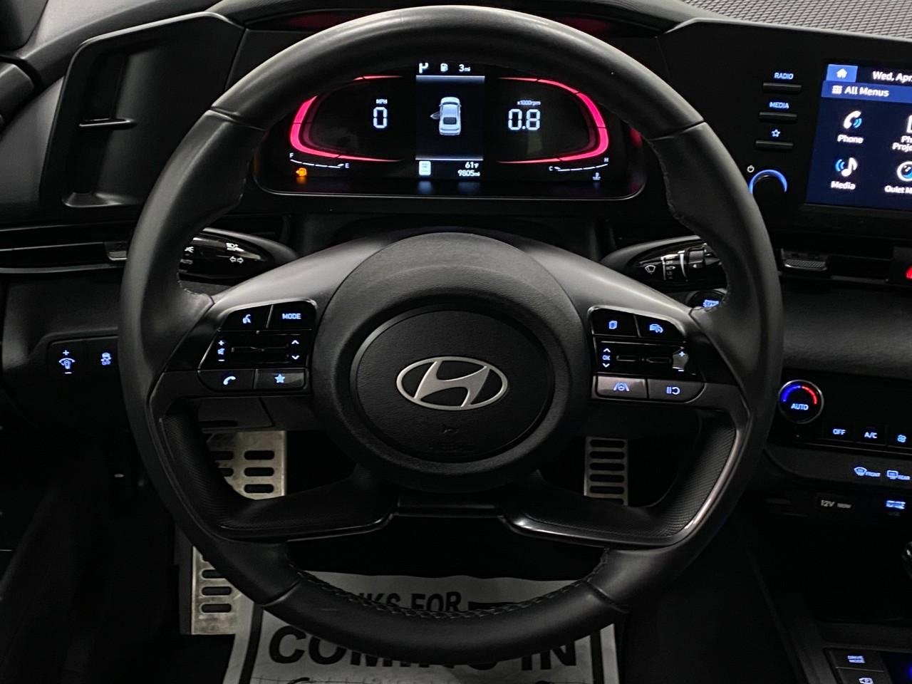 Certified 2025 Hyundai Elantra Sport image 14