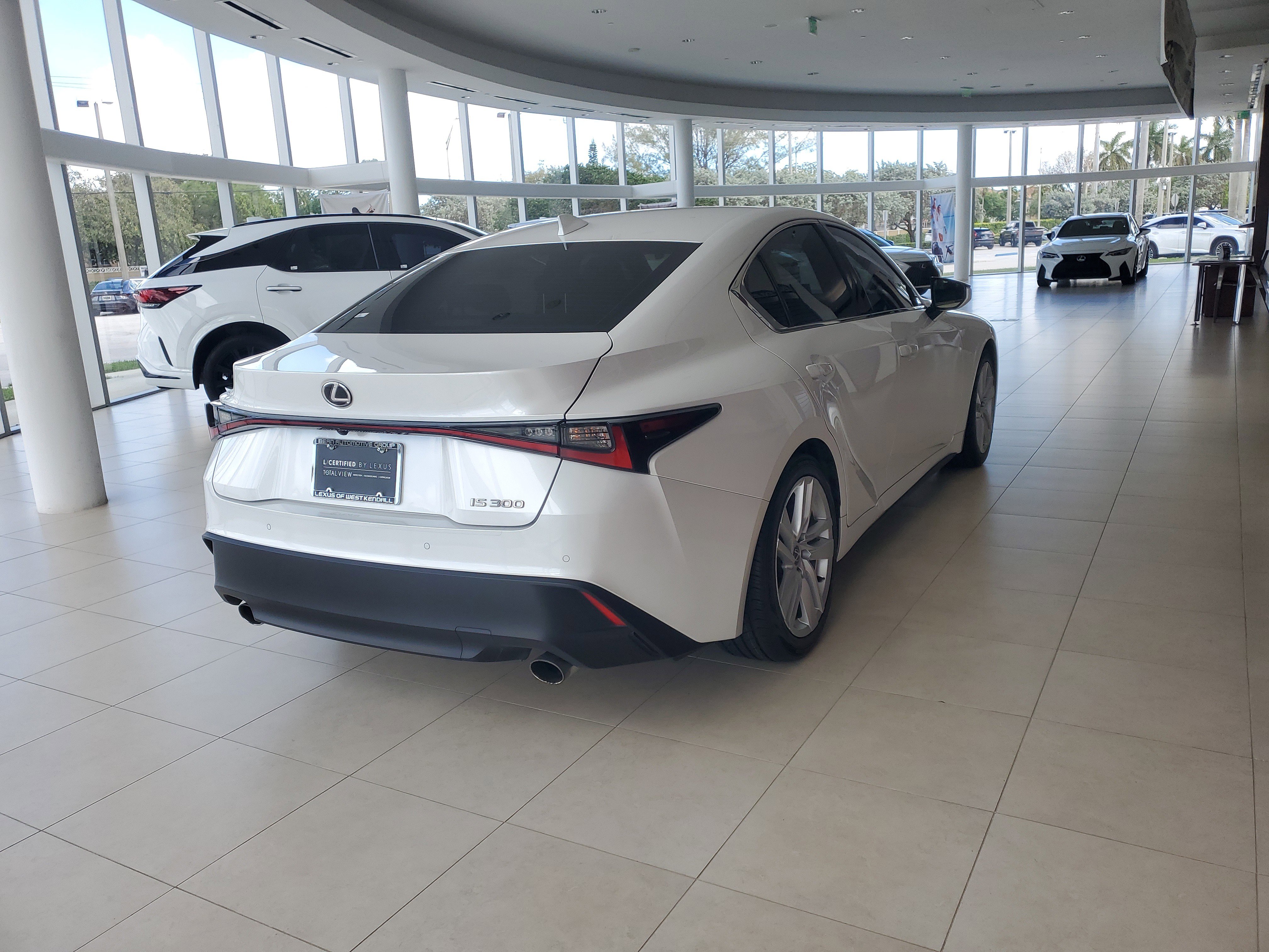 Used 2024 Lexus IS 300 w/ Comfort Package RWD image 10