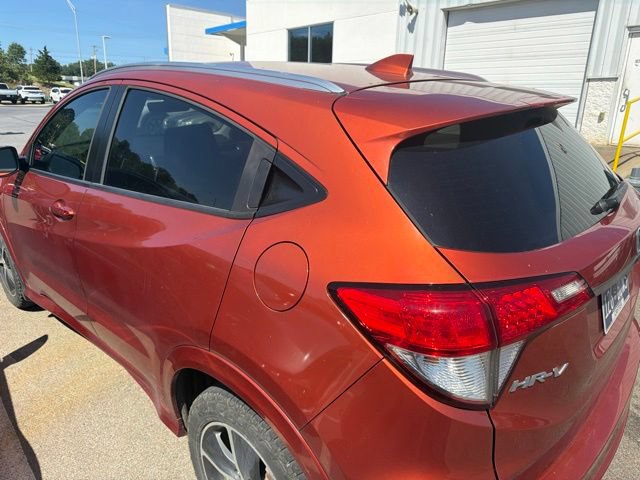 Used 2020 Honda HR-V Touring image 4