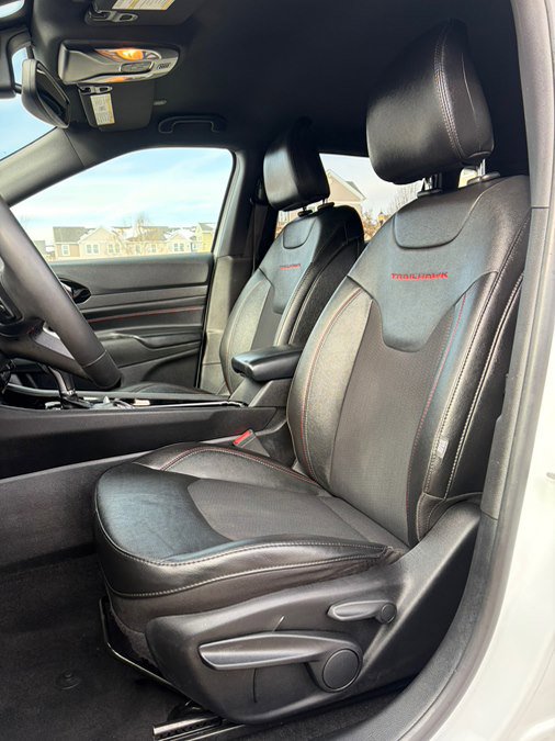 Used 2023 Jeep Compass Trailhawk image 11