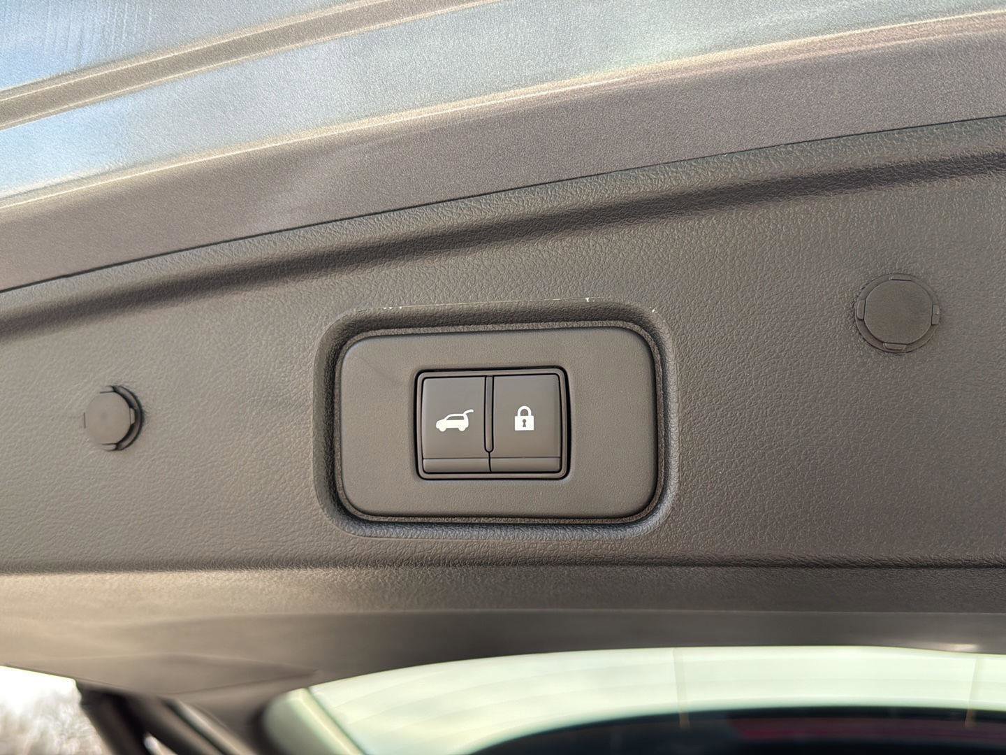 New 2026 Nissan Pathfinder SV AWD/4WD image 9