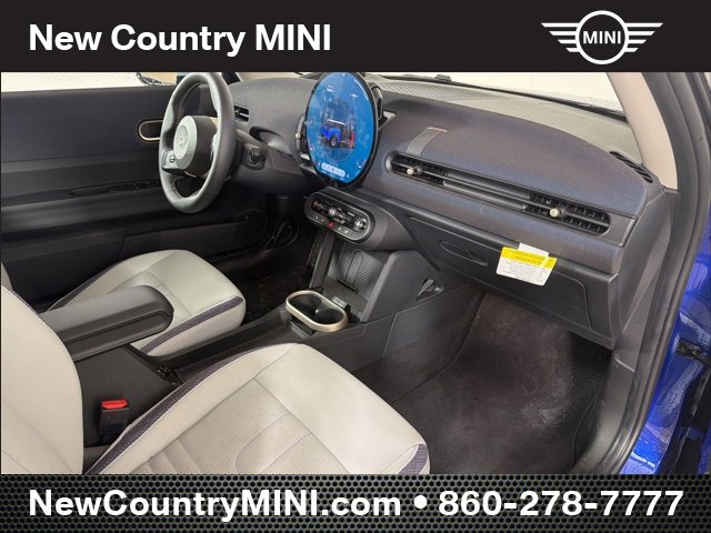 Certified 2025 MINI Cooper 2-Door Hardtop image 18