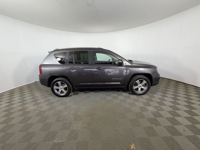 Used 2017 Jeep Compass High Altitude AWD/4WD image 28
