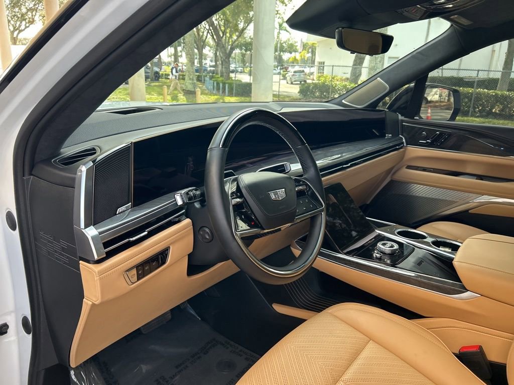 Used 2025 Cadillac Escalade IQ Sport 2 image 6