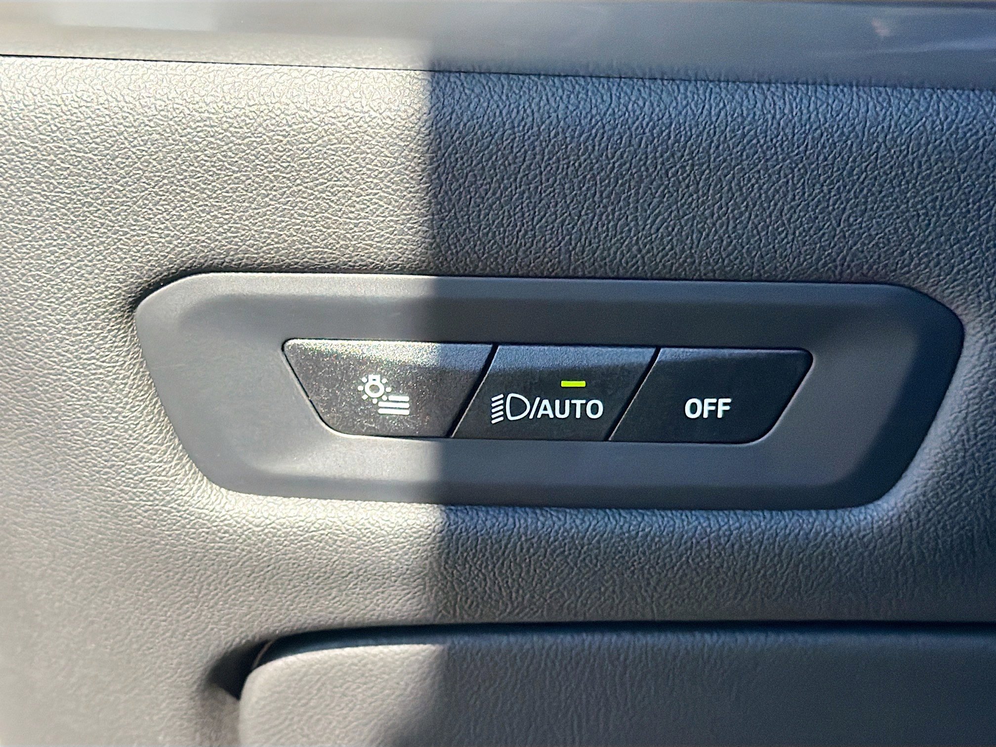 Used 2026 BMW X5 sDrive40i image 36