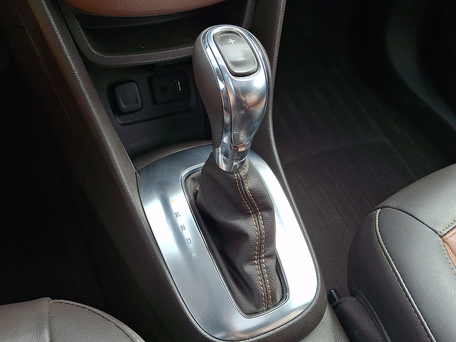 Used 2016 Buick Encore Leather FWD image 15