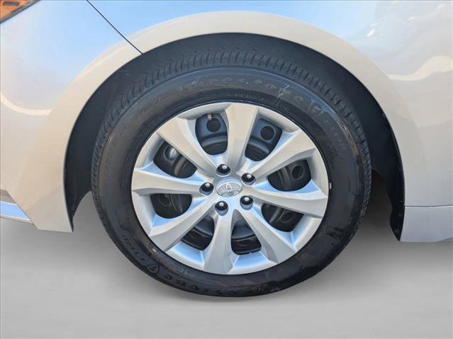 Used 2025 Toyota Corolla LE image 21