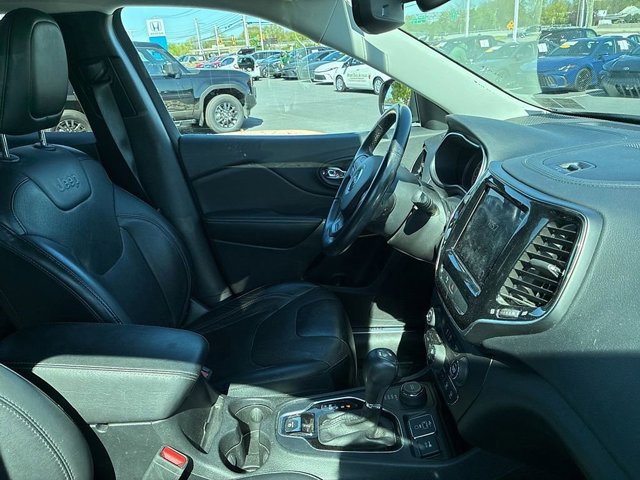 Used 2019 Jeep Cherokee Limited image 22