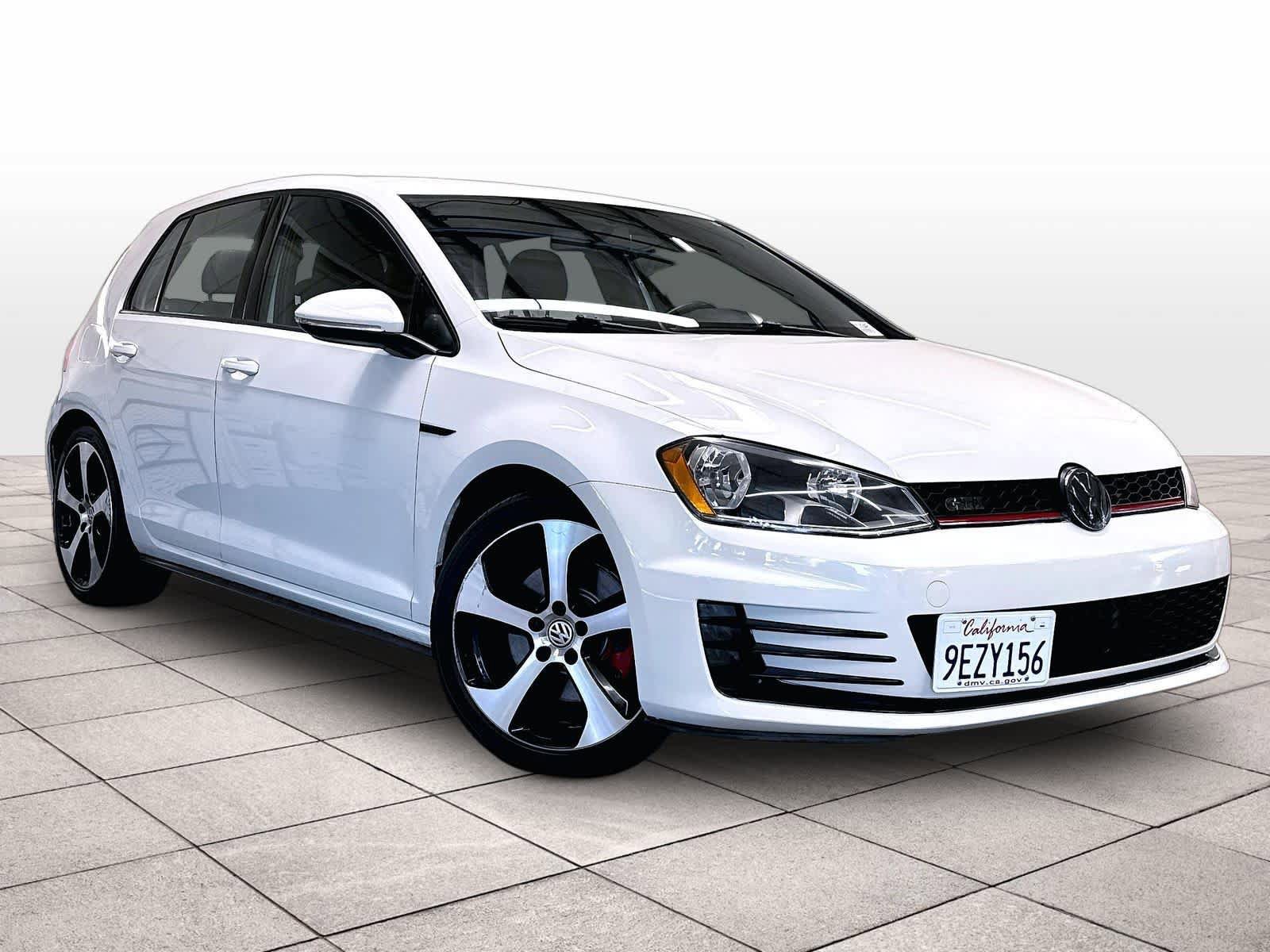 Used 2016 Volkswagen GTI S FWD image 3