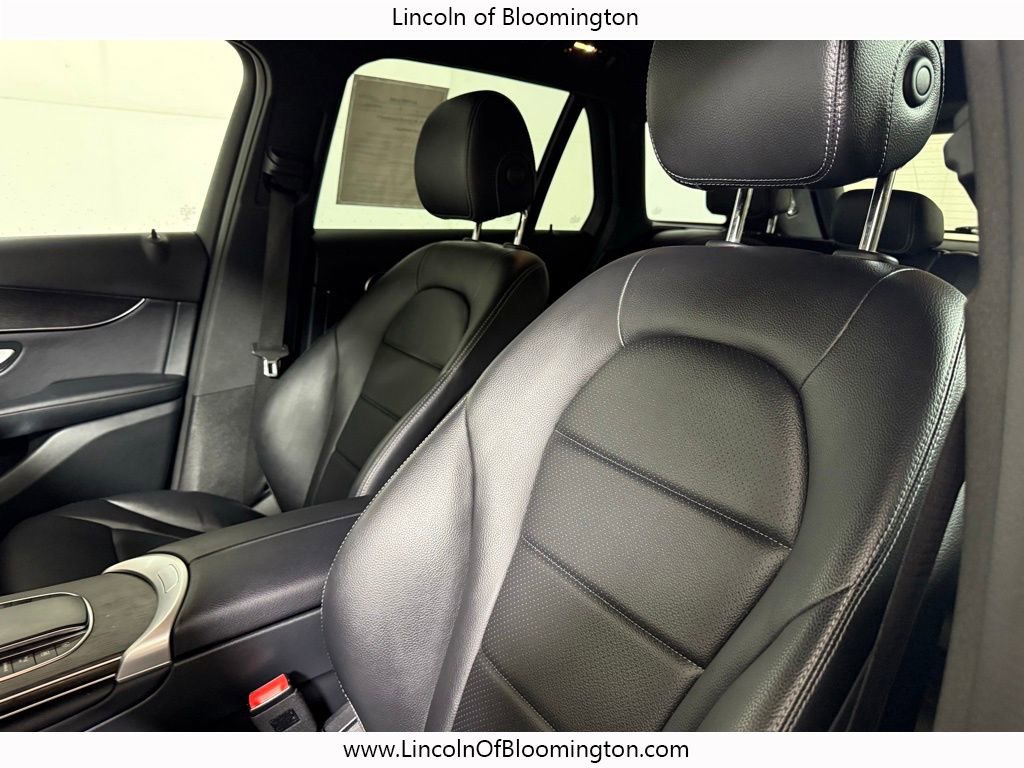 Used 2022 Mercedes-Benz GLC 300 GLC 300 image 22
