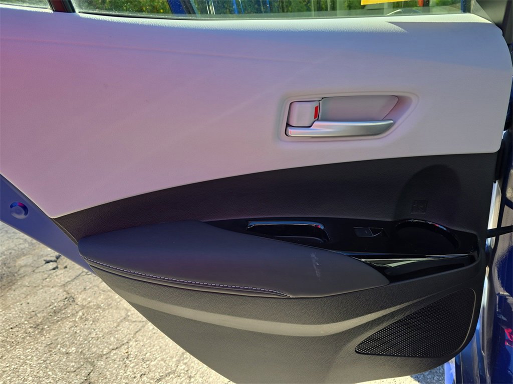 Used 2024 Toyota Corolla SE image 26