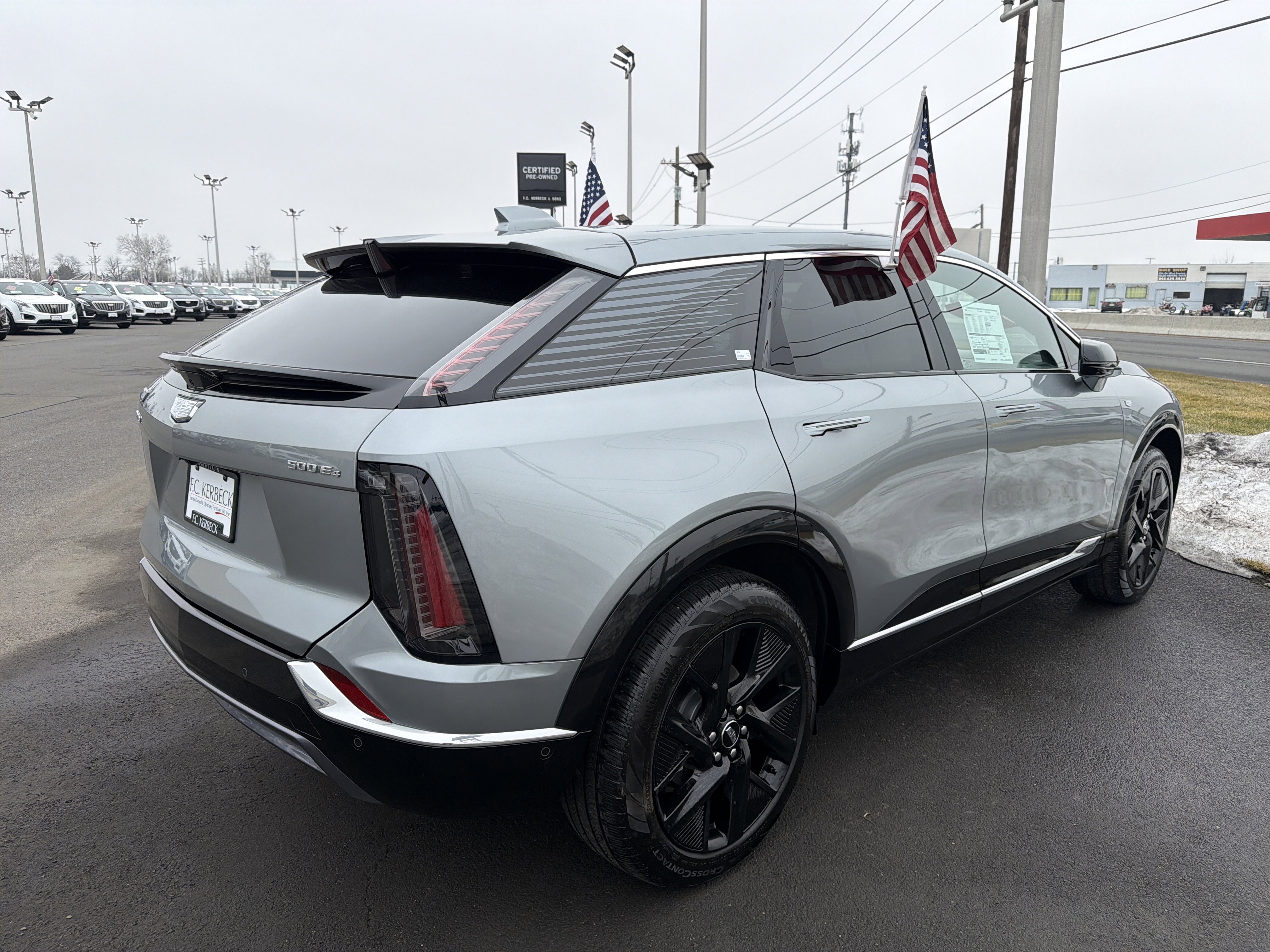 Certified 2025 Cadillac Optiq Luxury 1 w/ LPO, Floor Liner Package image 4