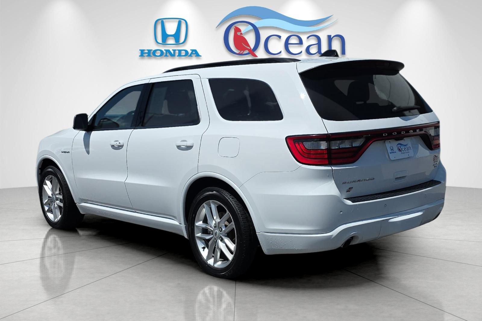 Used 2025 Dodge Durango R/T AWD/4WD image 5