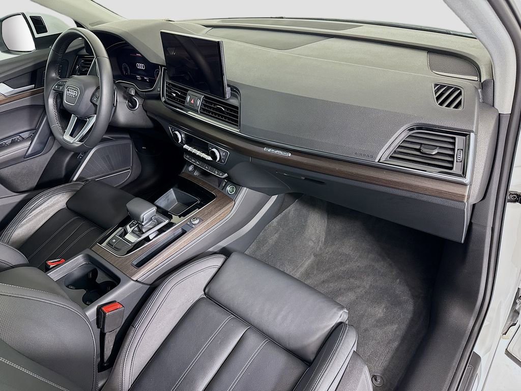 Certified 2023 Audi Q5 2.0T Premium Plus w/ Premium Plus Package AWD/4WD image 18