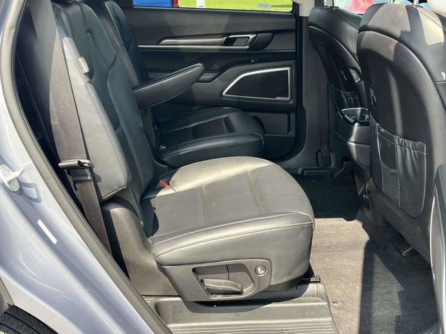 Used 2025 Kia Telluride S AWD/4WD image 24