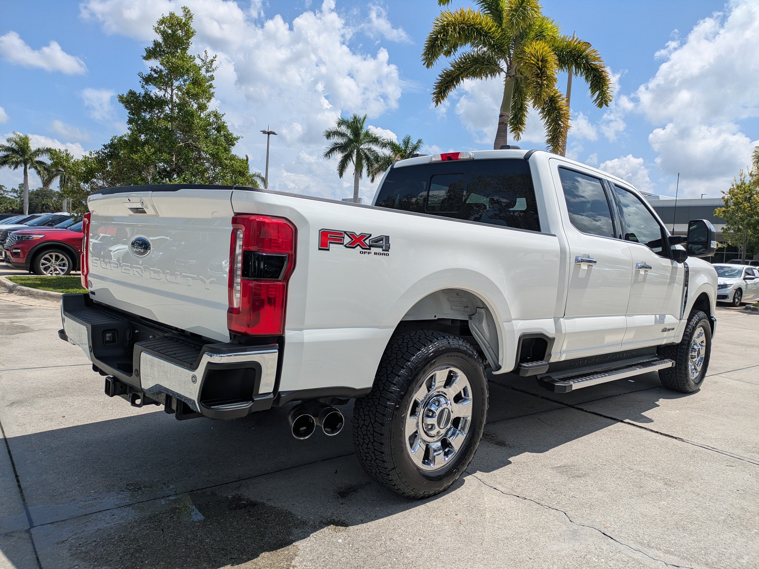 Certified 2023 Ford F250 Lariat w/ Chrome Package AWD/4WD image 4
