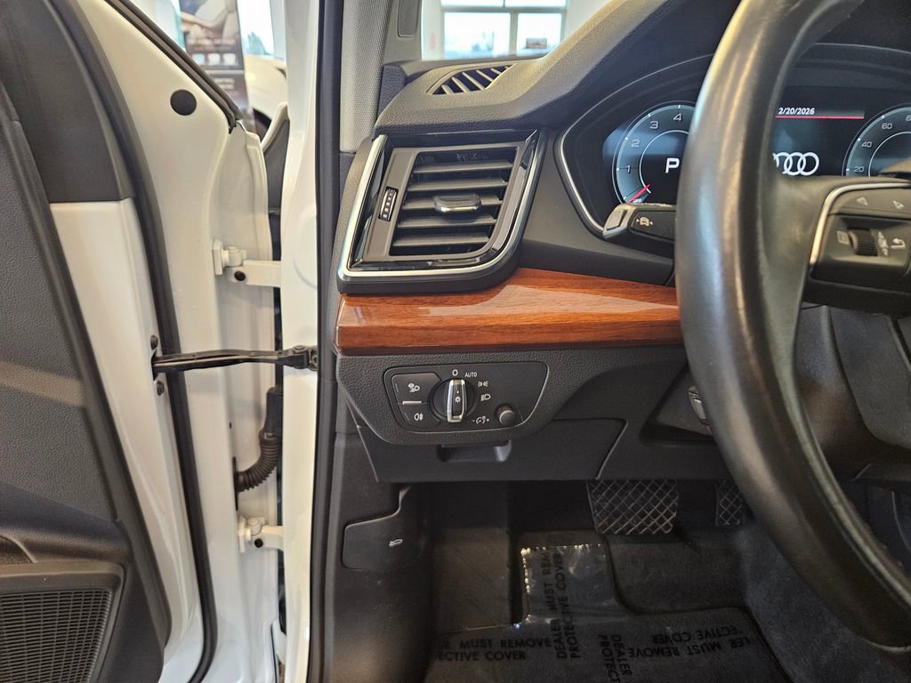 Used 2023 Audi Q5 2.0T Premium Plus image 16