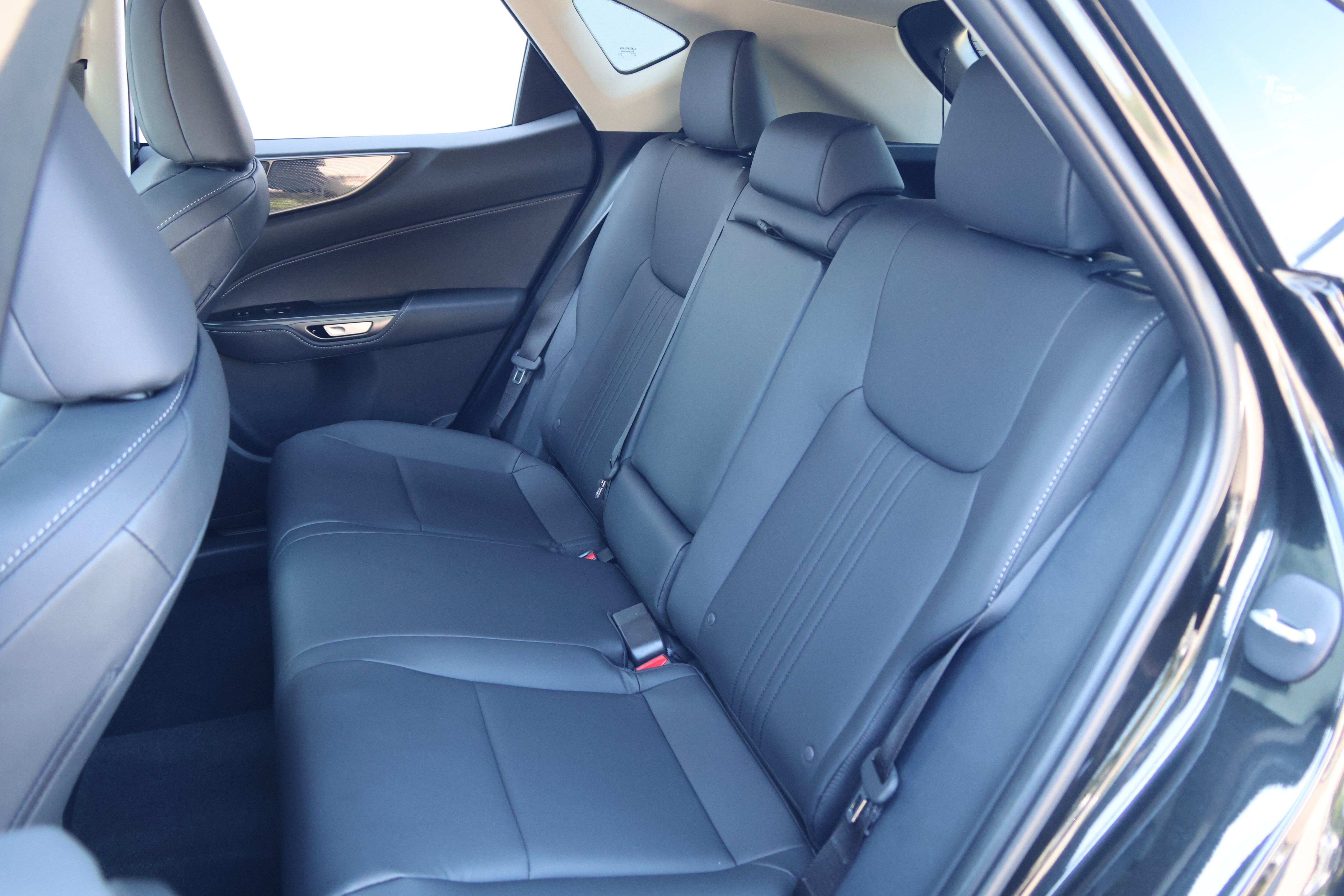 Certified 2026 Lexus NX 350 AWD w/ Accessory Package (K3) image 37
