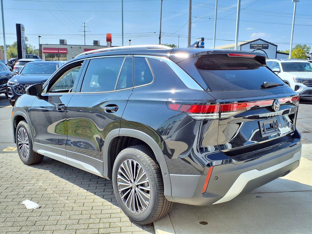 New 2025 Volkswagen Tiguan S image 7