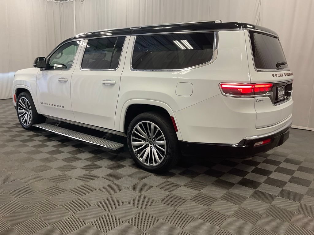Used 2024 Jeep Grand Wagoneer L Series III AWD/4WD image 8