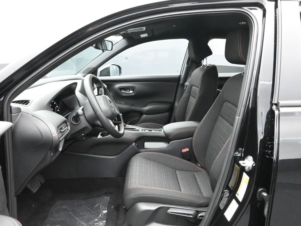 New 2026 Honda HR-V Sport image 32