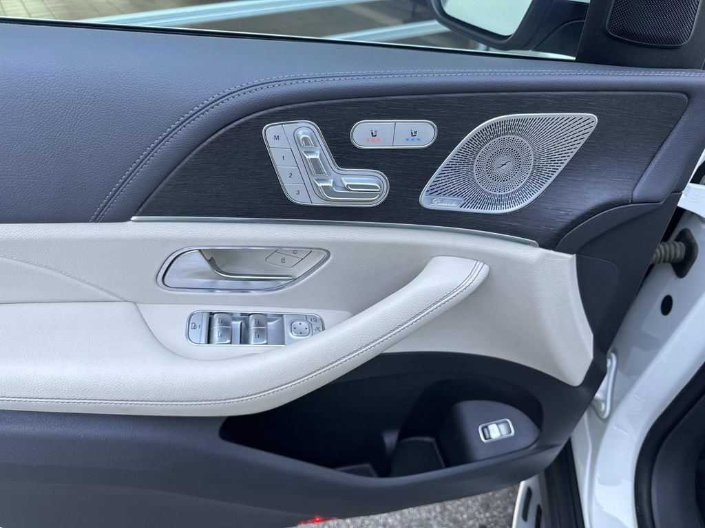 Used 2020 Mercedes-Benz GLE 350 4MATIC image 17