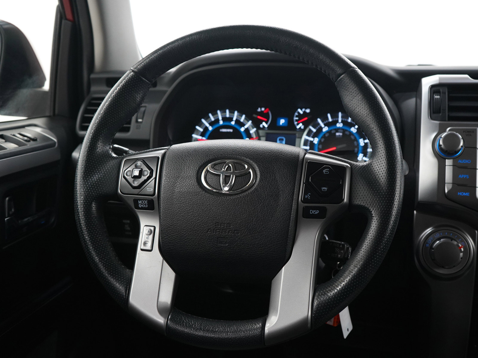 Used 2018 Toyota 4Runner SR5 image 18