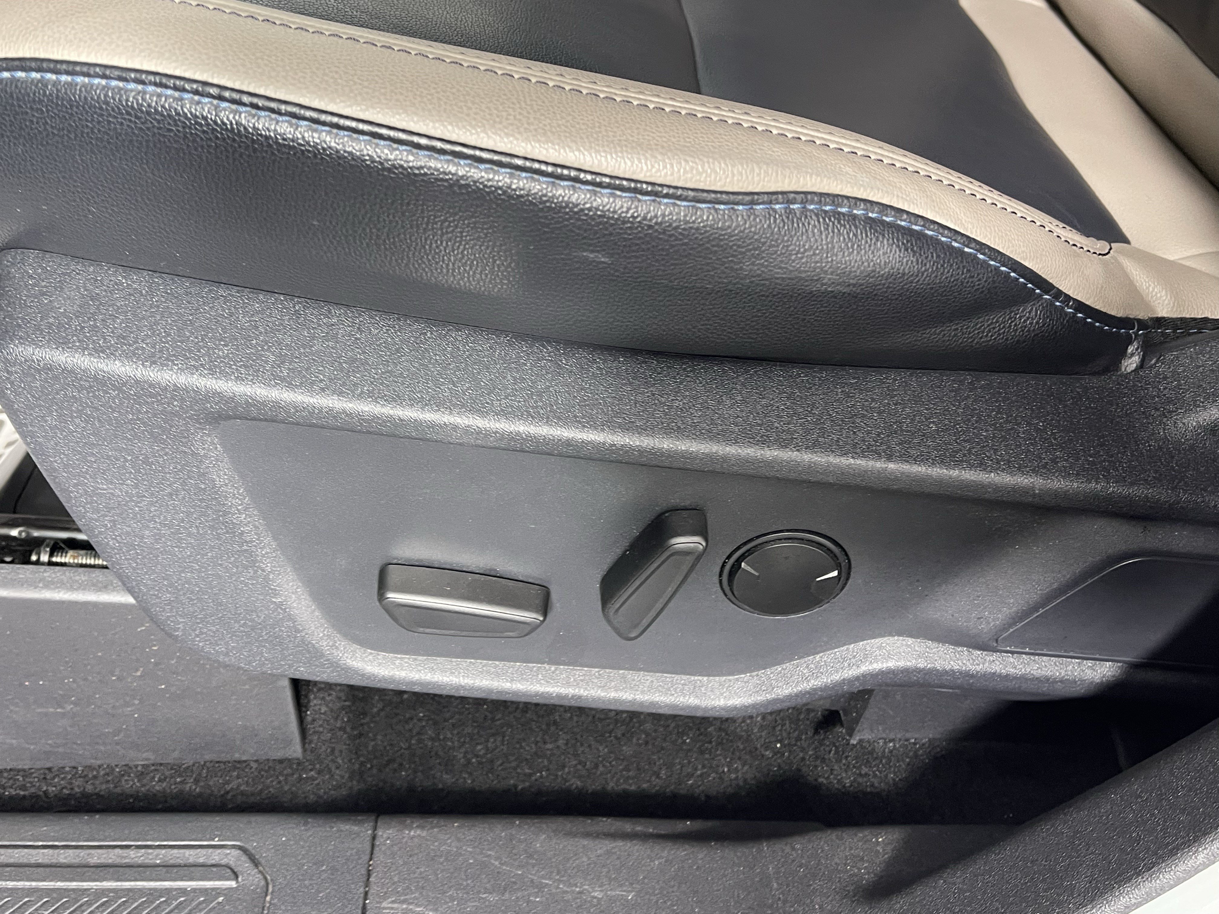 Certified 2024 Ford Bronco Wildtrak AWD/4WD image 15