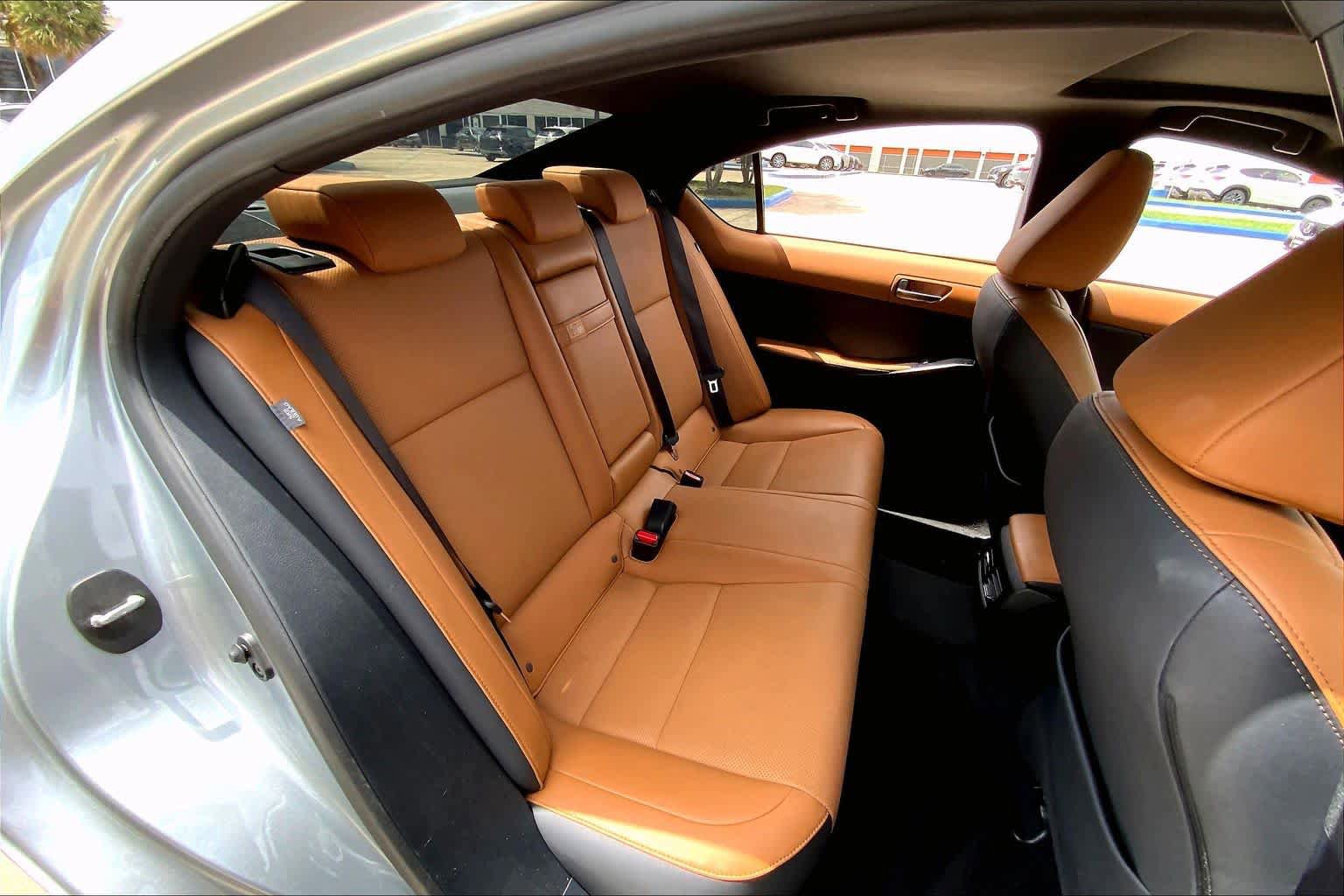 Used 2024 Lexus IS 350 F Sport image 19